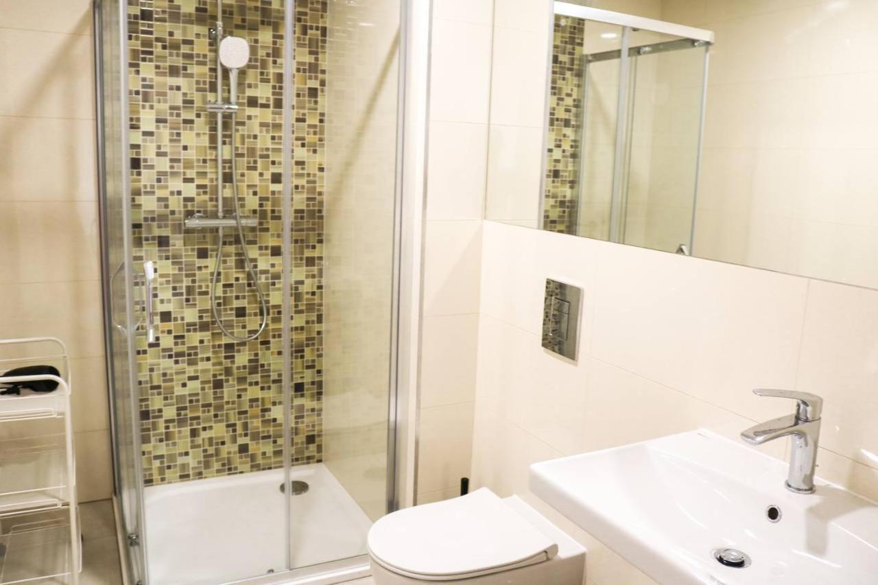 Rose Suites And Rooms Prague Ngoại thất bức ảnh