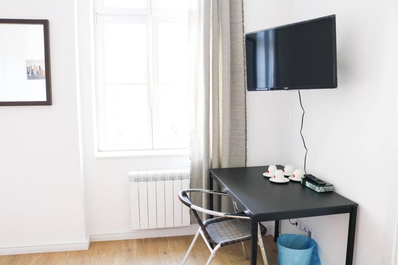Rose Suites And Rooms Prague Ngoại thất bức ảnh